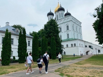 Двенадцать-кремлей-России