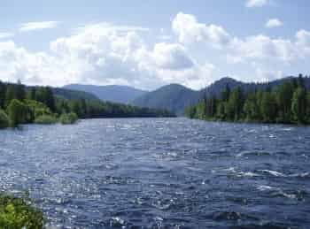 программа Охотник и рыболов: Один на реке На пути к Чудскому озеру
