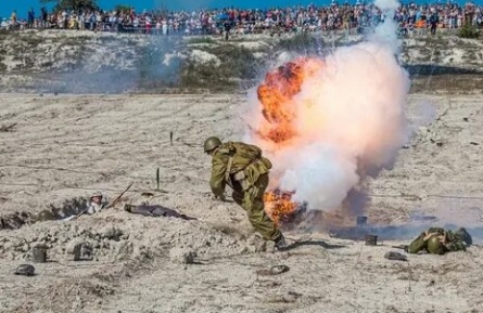 Война в Крыму. Все в дыму  кадры